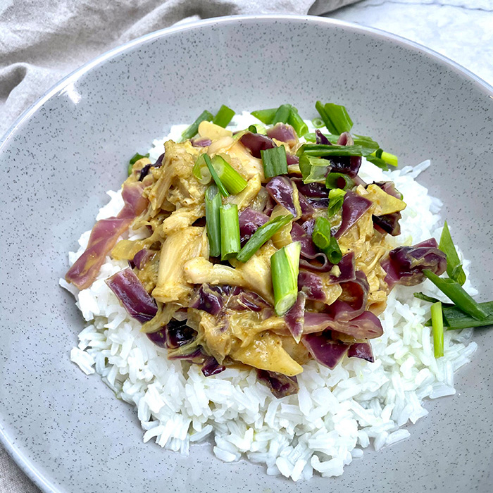 red cabbage jackfruit curry